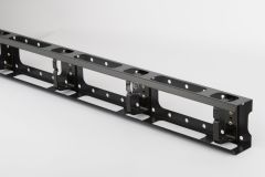 Организатор кабельный металлический вертикальный с крышкой 42U для шкафов TTC/TSC шириной 800 черный 30835 Hyperline
