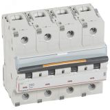 Выключатель автоматический четырехполюсный 80А D DX3 25кА 409853 Legrand