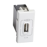Axolute. Розетка USB для зарядки мобильных устройств 1,1А 230/5В. 1 модуль. Цвет Белый HD4285C1 Legrand
