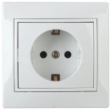 Розетка Intro Plano 1Э-202-01 с заземлением 2P+E Schuko, 16А-250В, IP20, СУ, без лапок, белый Б0053952 ЭРА