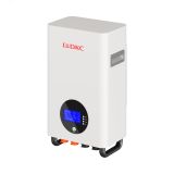 Аккумуляторная батарея литий-онная LFP EOS Storage 25.6 В, 50 Ач, 1.28 кВтч, LFP, настенный ESS025W050E DKC