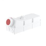 Розетка наружной установки IP67 125А 3P+E 400В с механической блокировкой и боковым расположением разъема DIS50312586 DKC