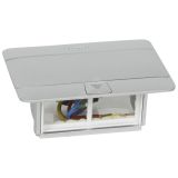 Блок выдвижной 4 модуля алюминий 054011 Legrand
