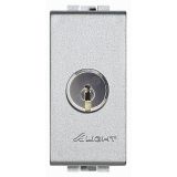 LivingLight Выключатель двухполюсный с ключом алюминий NT4012C BTicino