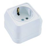 Розетка наружная с заземлением (квадрат) белая 45108 Makel