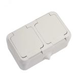 Розетка двойная с крышкой белая в сборе брызгозащищенная IP44 18354 Makel