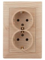 Розетка Intro Solo 4-208-11 с заземлением двойная 2X2P+E Schuko со шторками, 16А-250В, IP20, СУ, сосна Б0053704 ЭРА