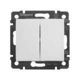 VALENA Переключатель двухклавишный в рамку на 2 направления белый 774408 Legrand/Daccord